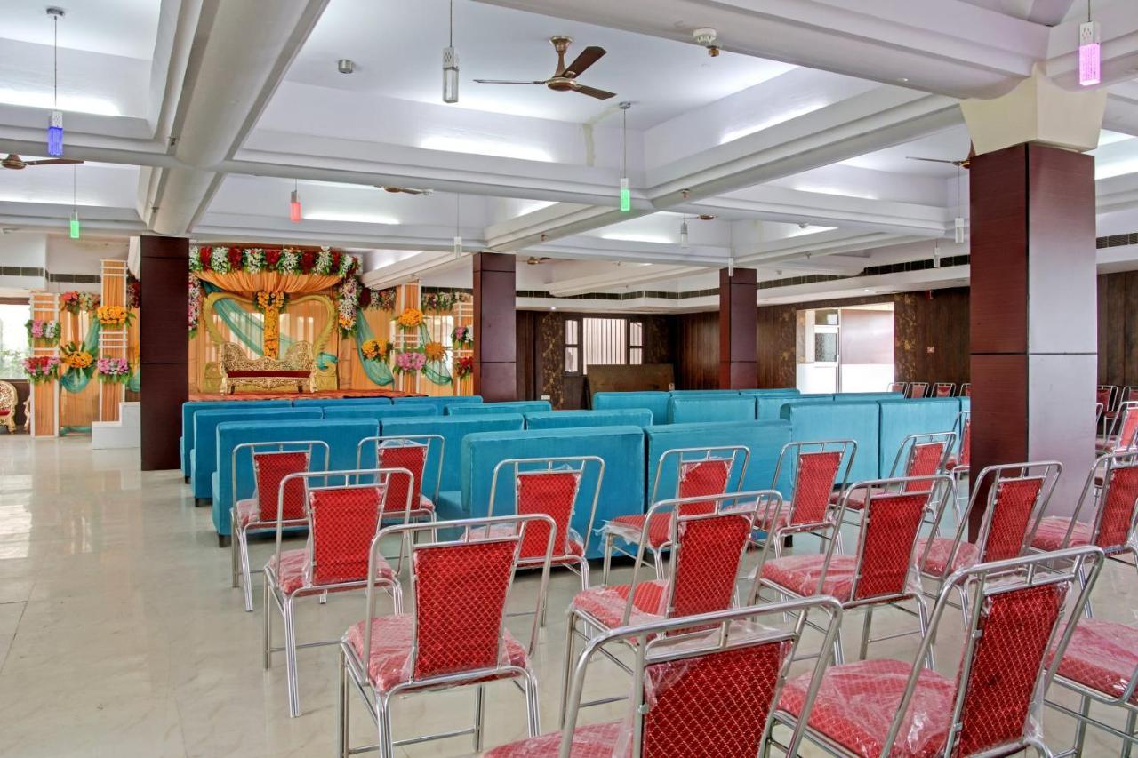 Oyo 62241 Swastik Garden Hotel Dhāmpur Exterior foto