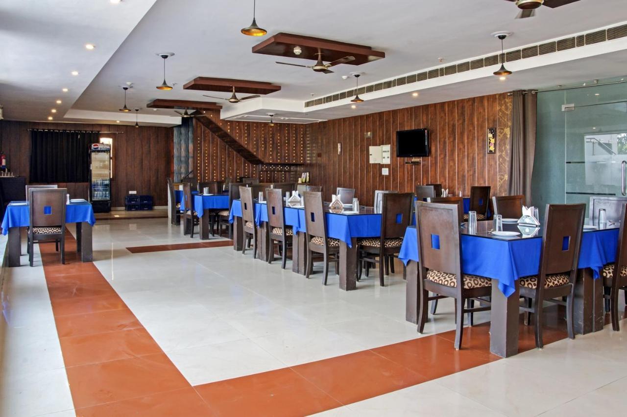 Oyo 62241 Swastik Garden Hotel Dhāmpur Exterior foto