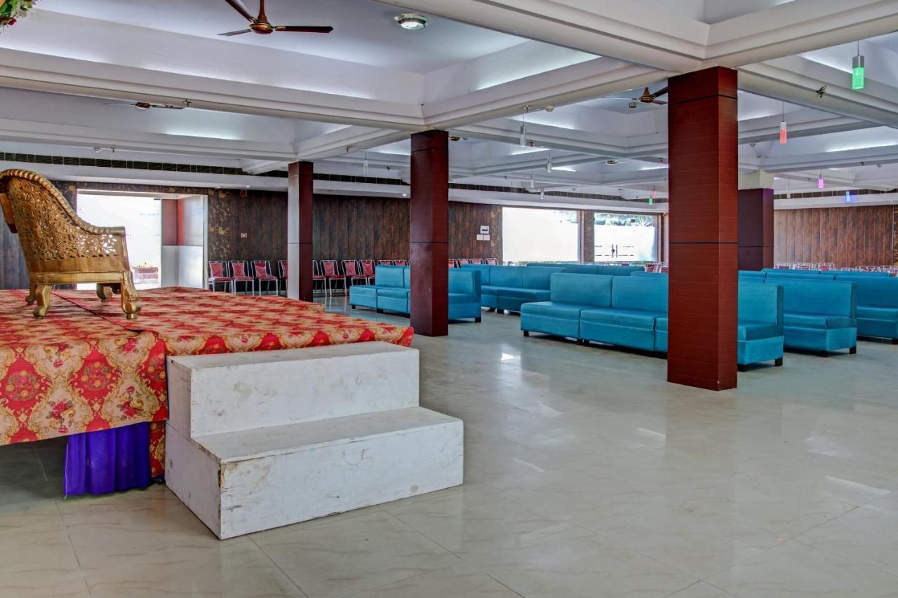 Oyo 62241 Swastik Garden Hotel Dhāmpur Exterior foto